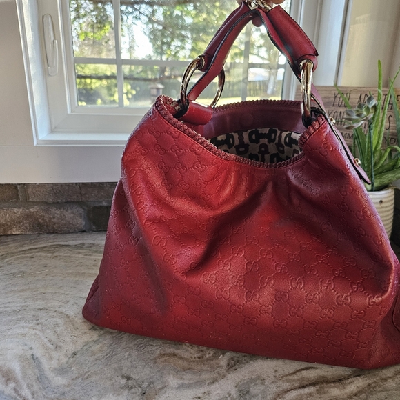 GUCCI Guccissima Large Horsebit  Hobo in Red ❤️ - Picture 11 of 16